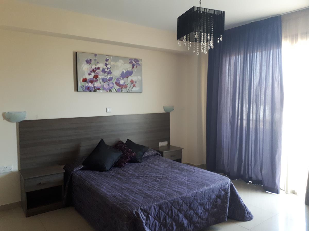 Tasiana Star Limassol Luaran gambar